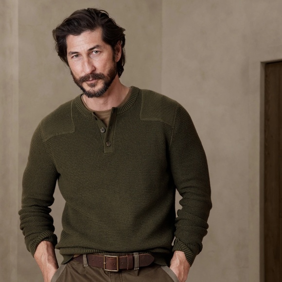 Banana Republic Men's Wavy Texture Camo Green Sweater | Size: M - Picture 7 of 7